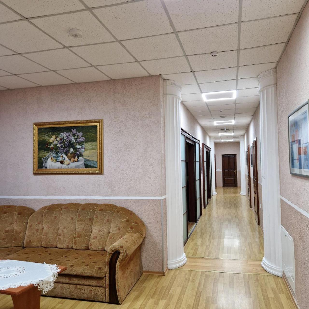 Hotel Helikon Yanoshi ภายนอก รูปภาพ